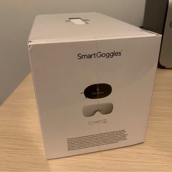 *SOLD* Therabody Smart Goggles BRAND NEW - Picture 2 of 5